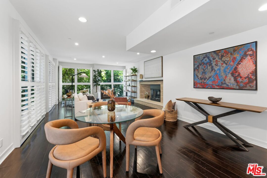 1927 Glendon Ave Unit: 202