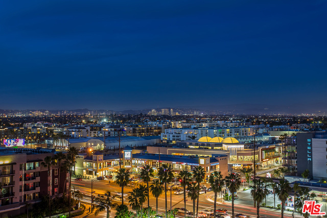 13600 MARINA POINTE DR Unit: 1005