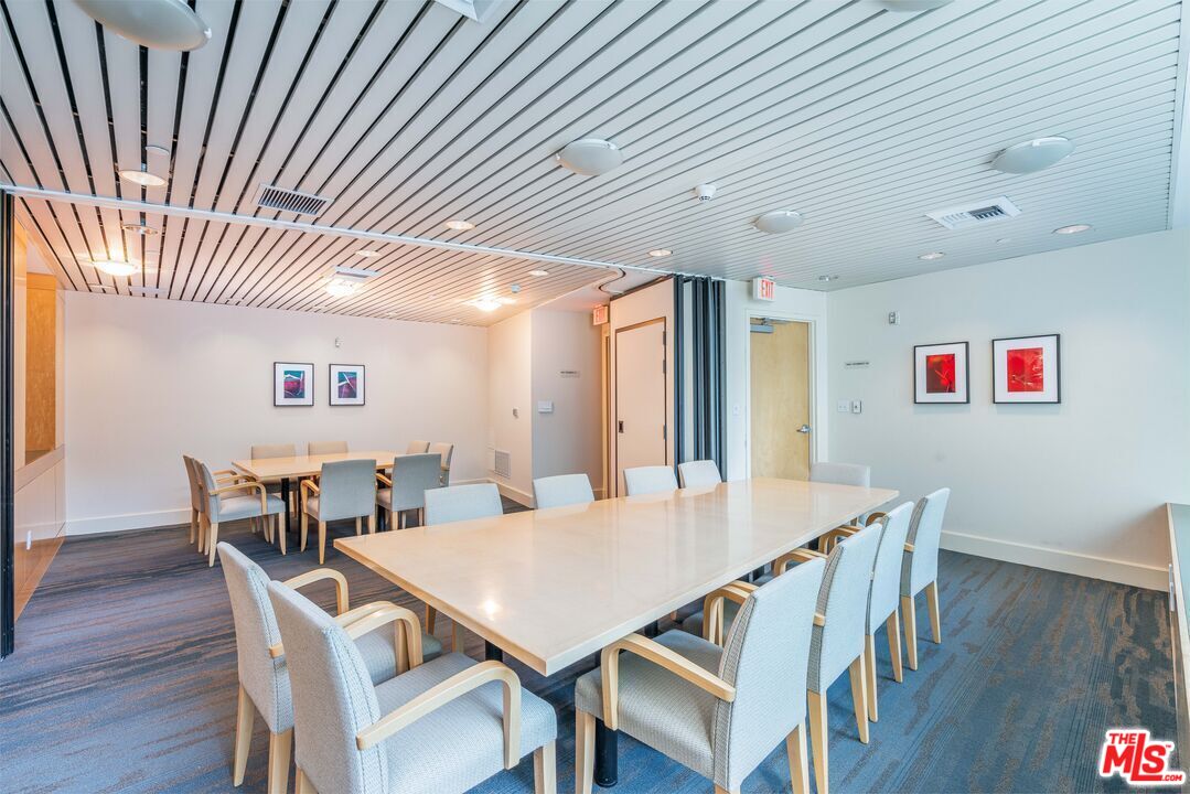 13600 MARINA POINTE DR Unit: 1005