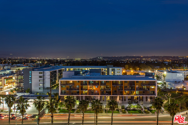 13600 MARINA POINTE DR Unit: 1005