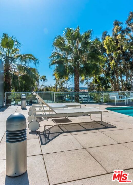 13600 MARINA POINTE DR Unit: 1005
