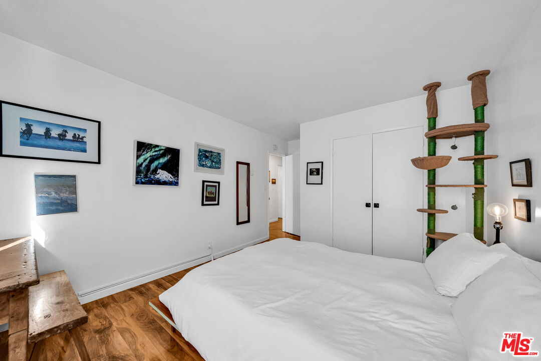 6199 Canterbury Dr Unit: 102