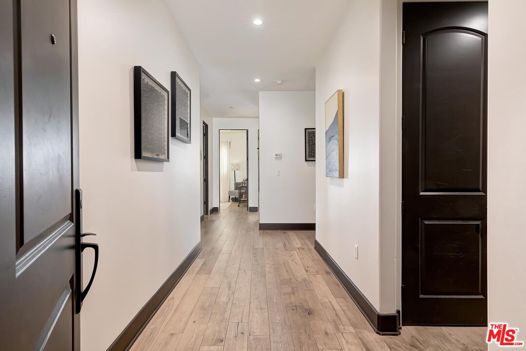10523 Ashton Ave Unit: 101