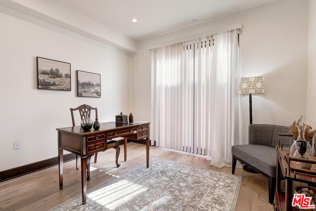 10523 Ashton Ave Unit: 101