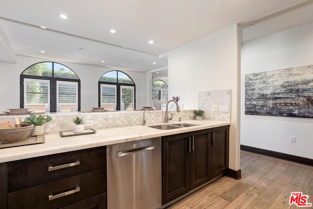 10523 Ashton Ave Unit: 101