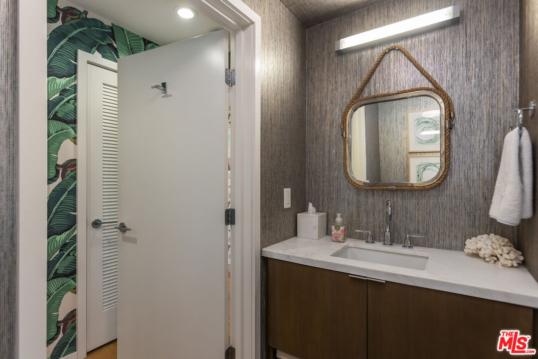 17005 Ocean Ave Unit: 306