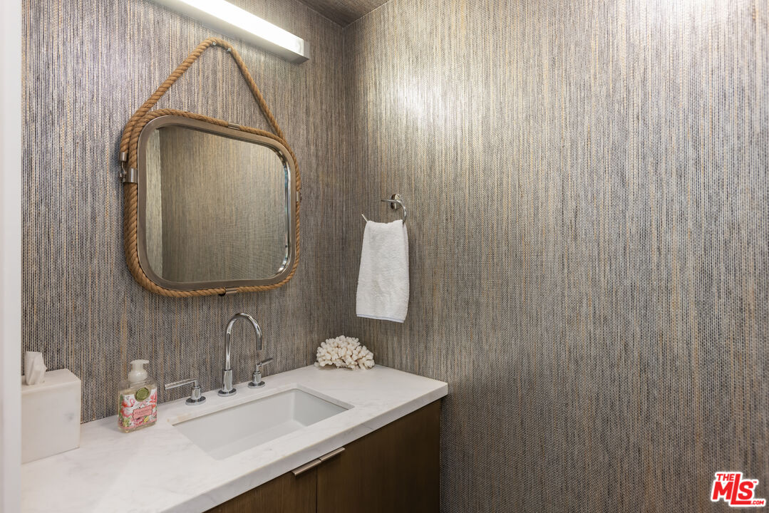 17005 Ocean Ave Unit: 306