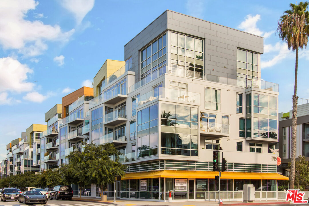 17005 Ocean Ave Unit: 306