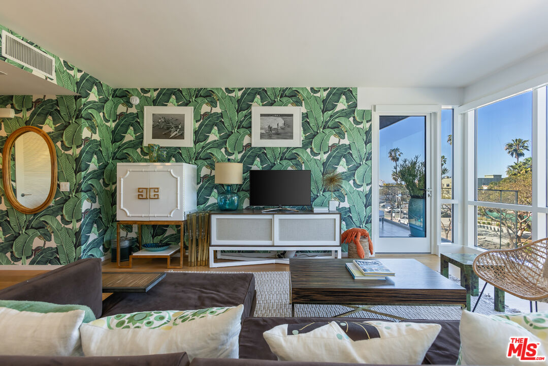 17005 Ocean Ave Unit: 306