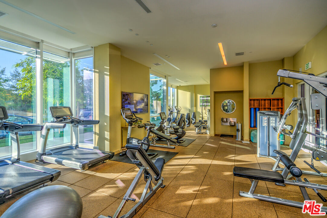 17005 Ocean Ave Unit: 306