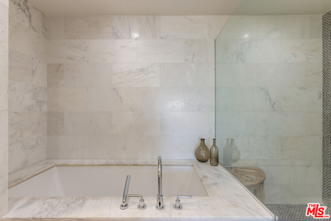 17005 Ocean Ave Unit: 306