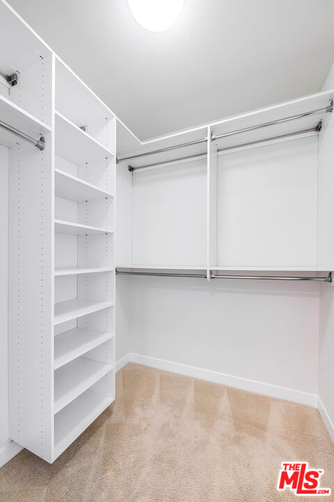21301 Erwin St Unit: 410
