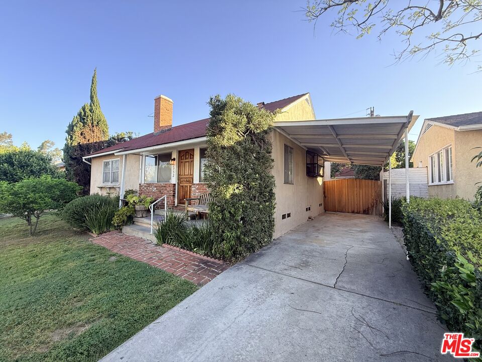 2952 Midvale Ave