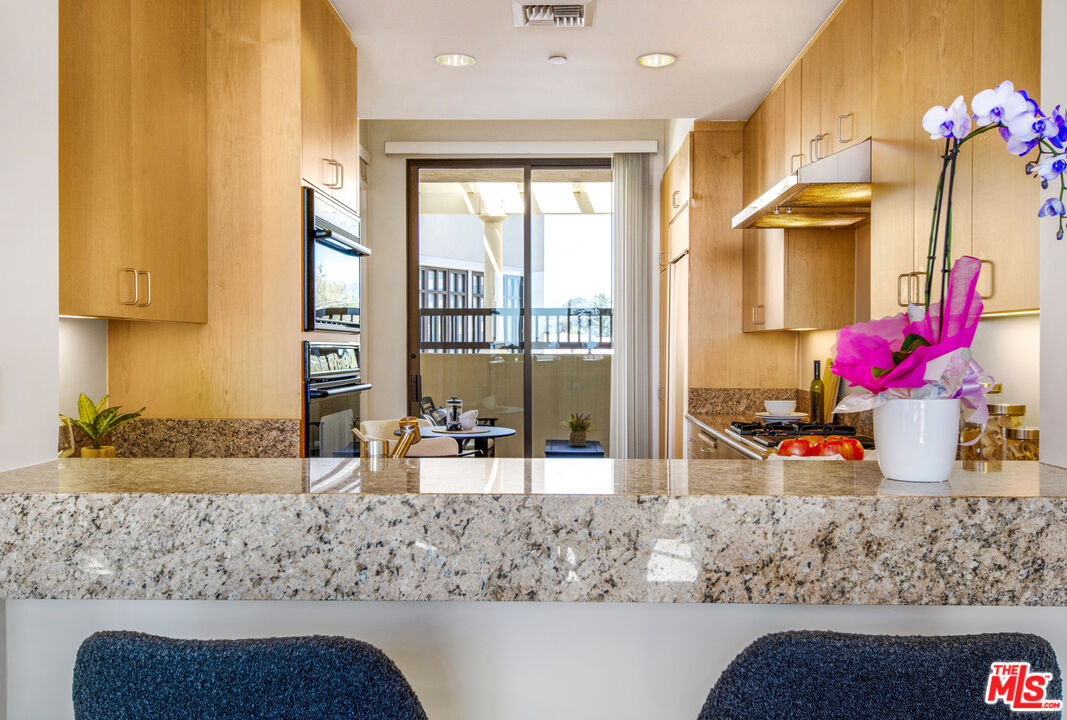 11847 Gorham Ave Unit: 403