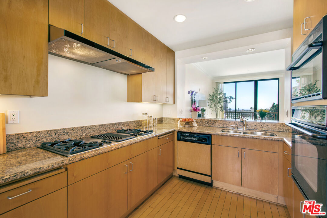 11847 Gorham Ave Unit: 403