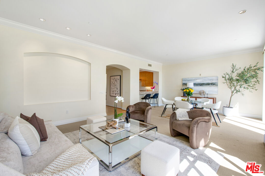 11847 Gorham Ave Unit: 403