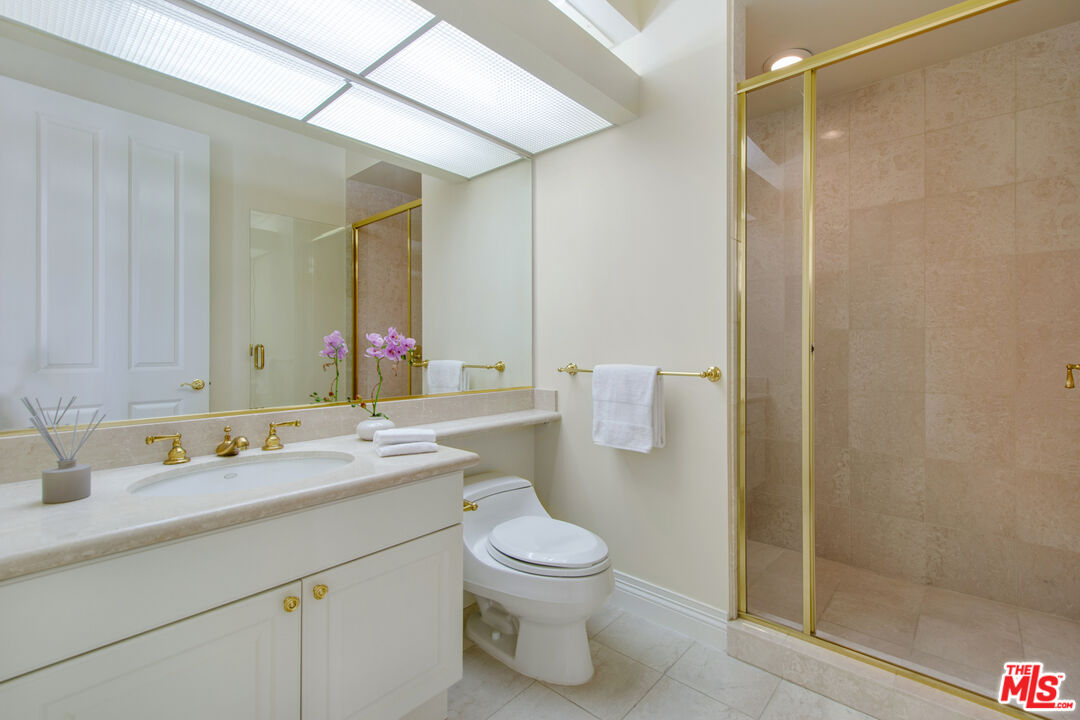 11847 Gorham Ave Unit: 403