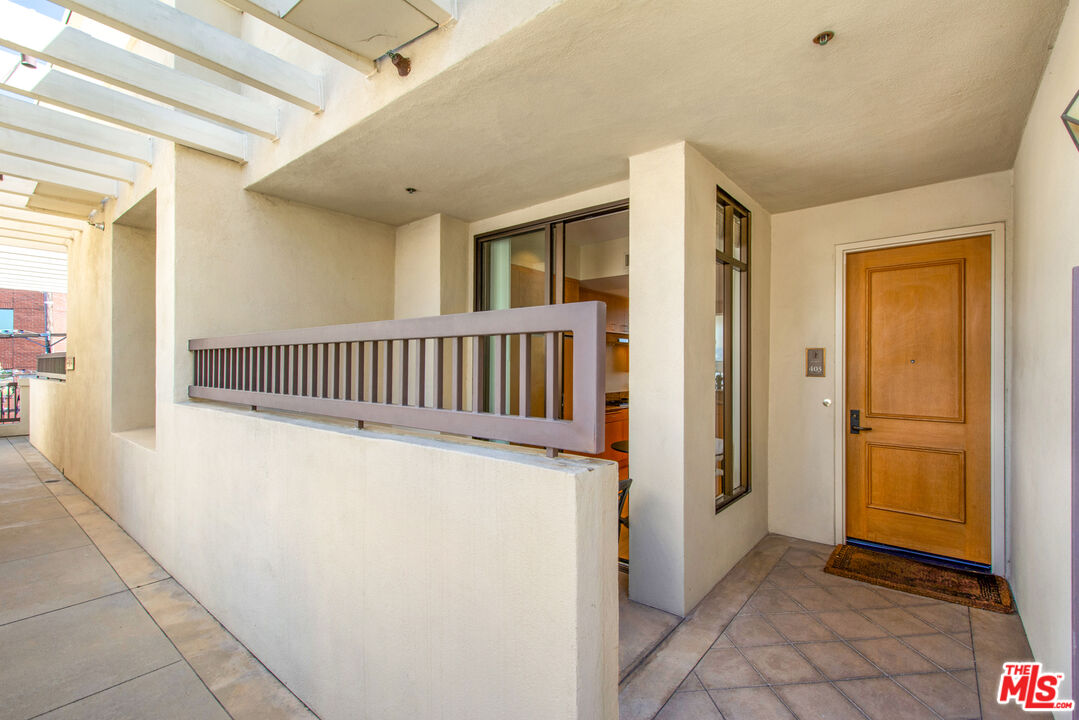 11847 Gorham Ave Unit: 403