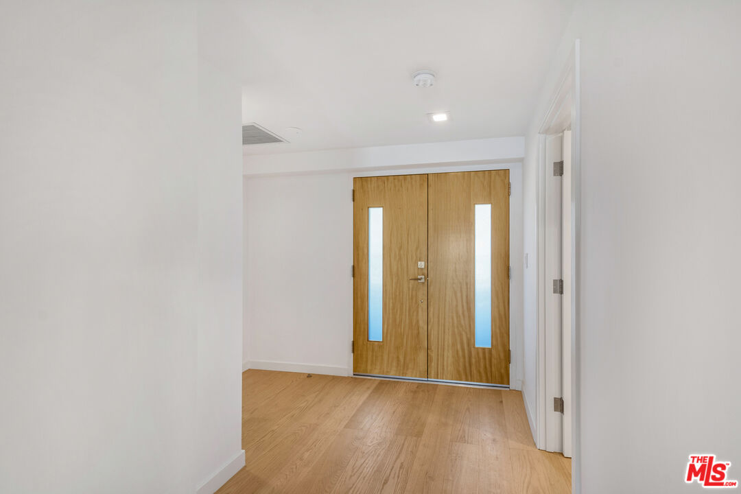 801 Ocean Ave Unit: 401