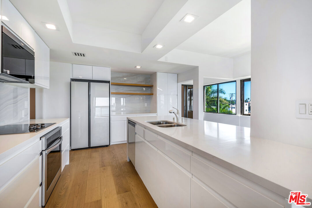 801 Ocean Ave Unit: 401