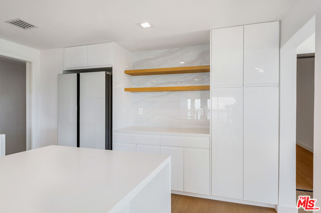 801 Ocean Ave Unit: 401