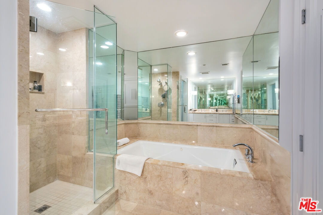 701 Ocean Ave Unit: 306