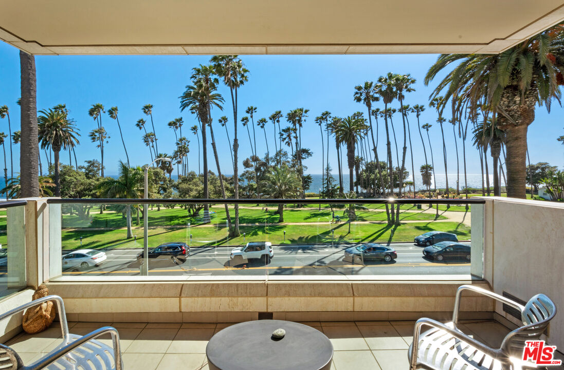 701 Ocean Ave Unit: 306