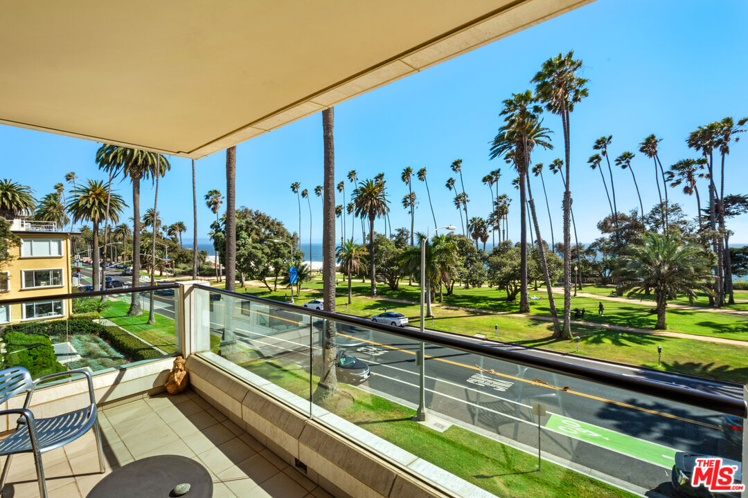 701 Ocean Ave Unit: 306