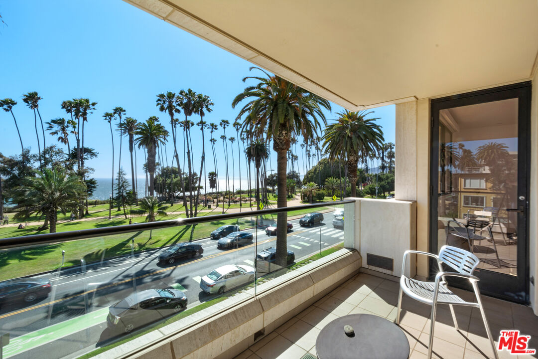 701 Ocean Ave Unit: 306