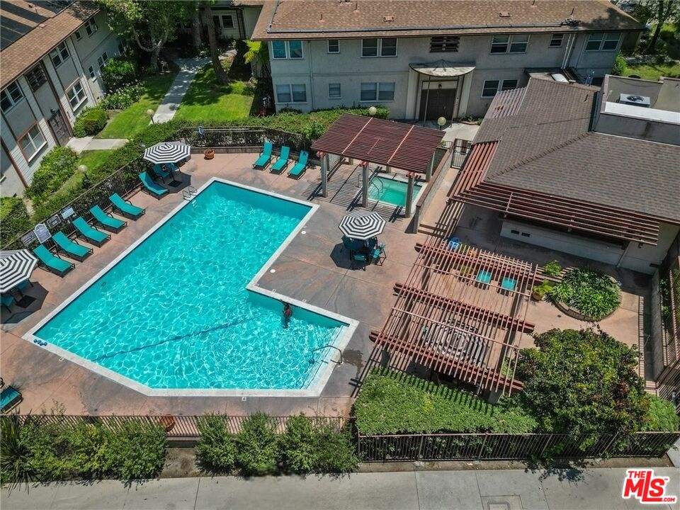 3641 Kalsman Dr Unit: 4