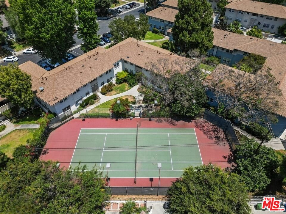 3641 Kalsman Dr Unit: 4