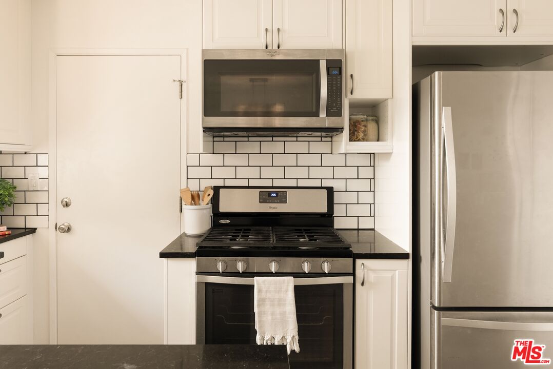 3641 Kalsman Dr Unit: 4