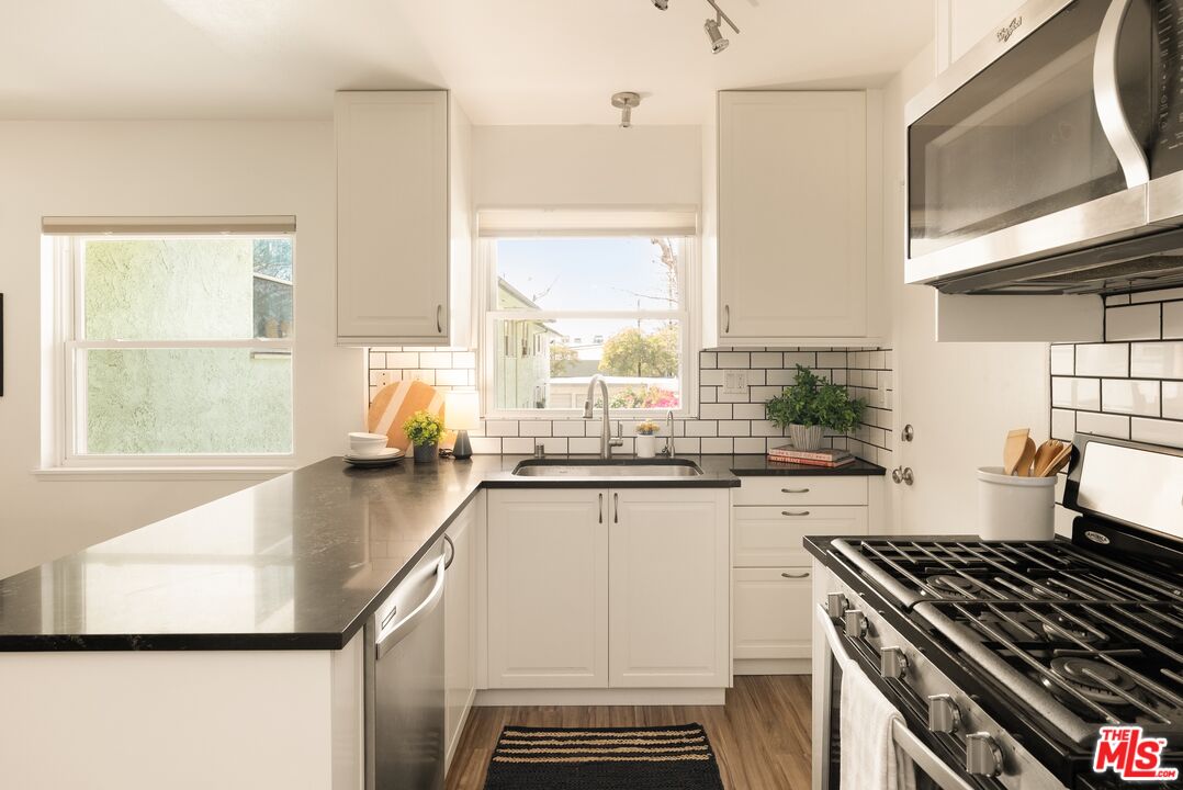 3641 Kalsman Dr Unit: 4