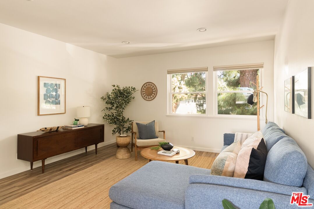 3641 Kalsman Dr Unit: 4
