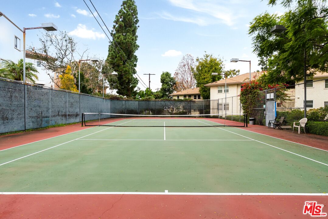 3641 Kalsman Dr Unit: 4