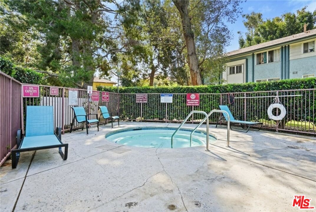 3641 Kalsman Dr Unit: 4