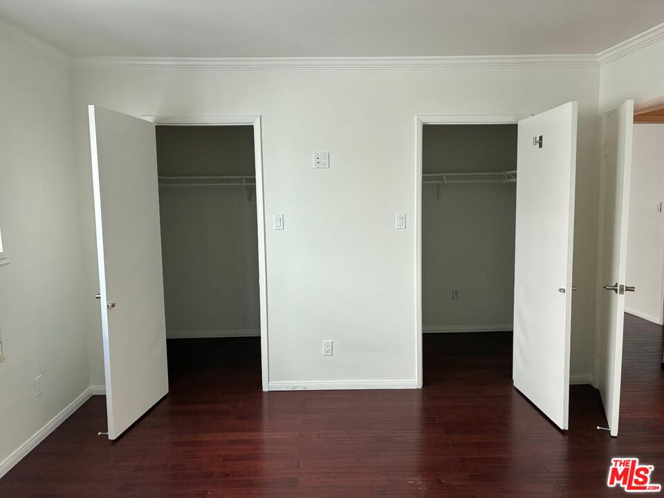 960 Larrabee St Unit: 126