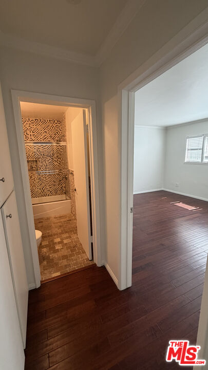 960 Larrabee St Unit: 126