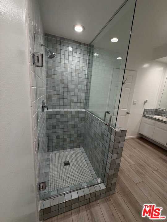 1825 MIDVALE AVE Unit: 202