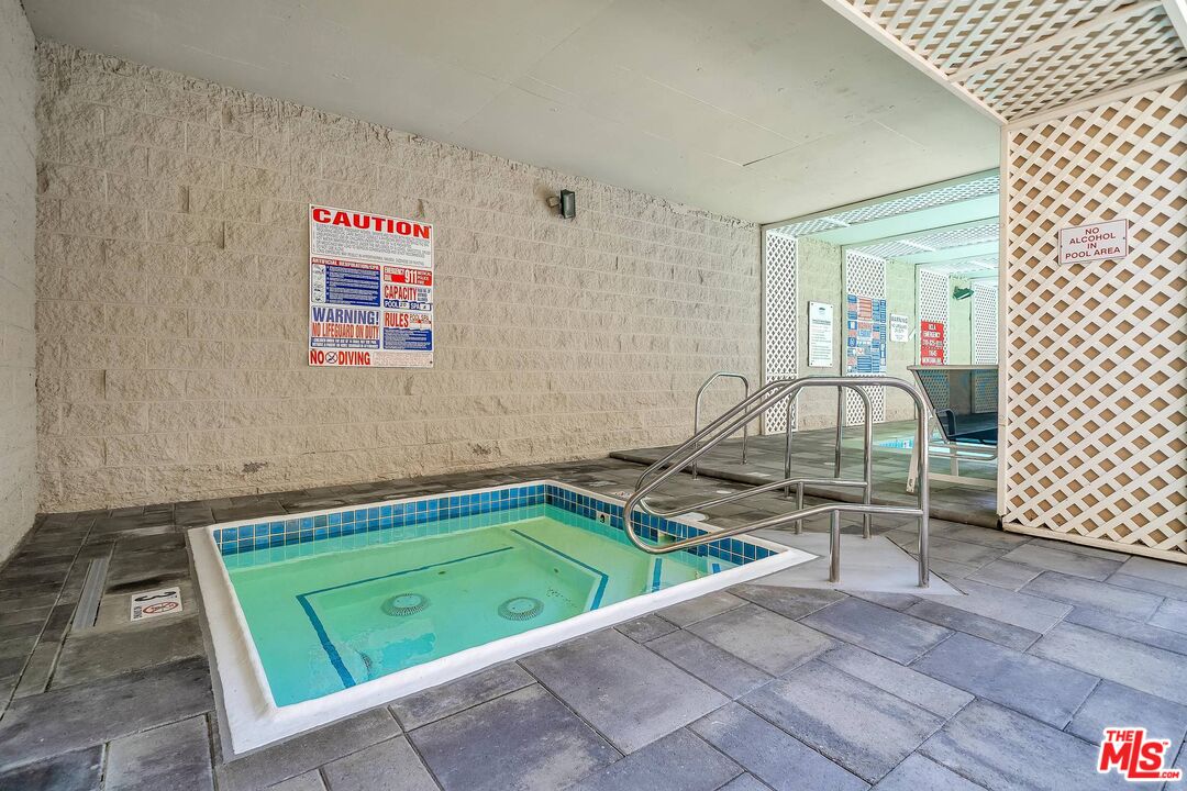 11645 Montana Ave Unit: 107