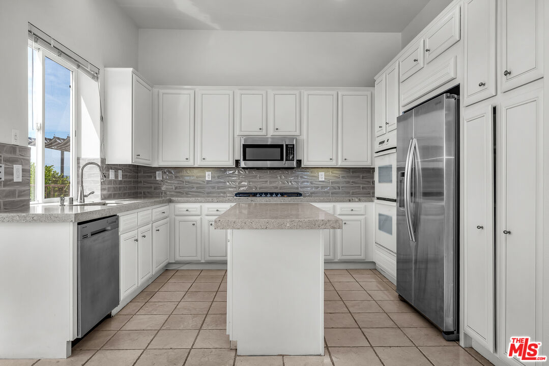 16730 Calle De Catalina