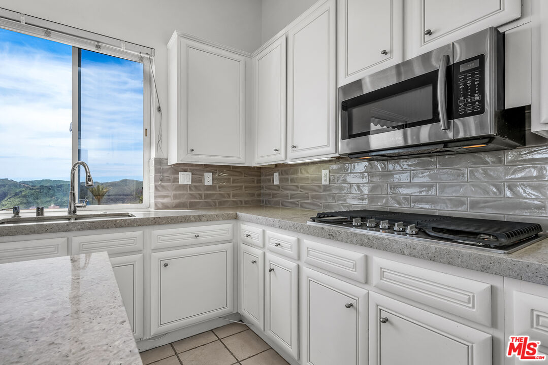 16730 Calle De Catalina