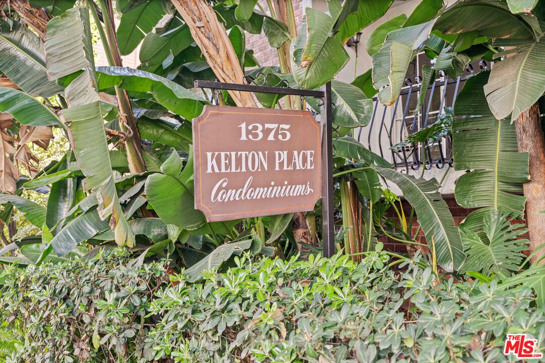 1375 Kelton Ave Unit: 206