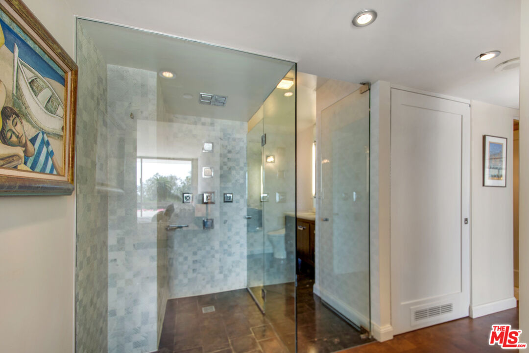 201 Ocean Ave Unit: 301P