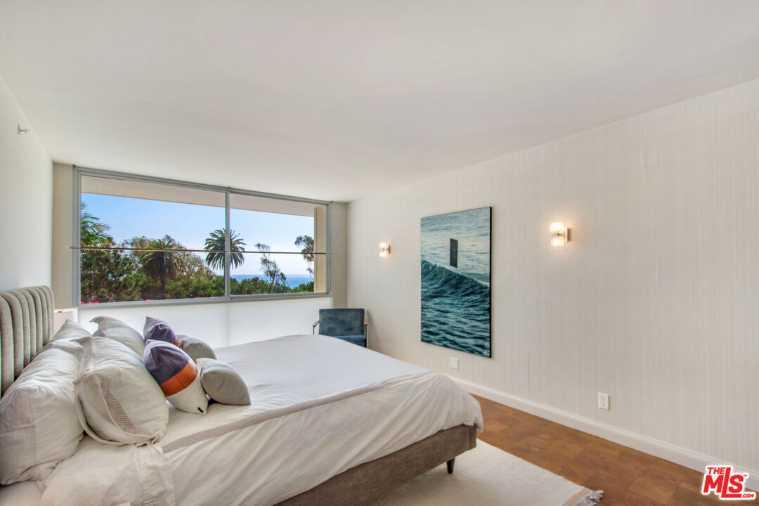 201 Ocean Ave Unit: 301P