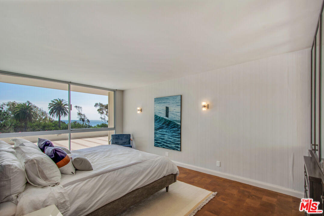 201 Ocean Ave Unit: 301P