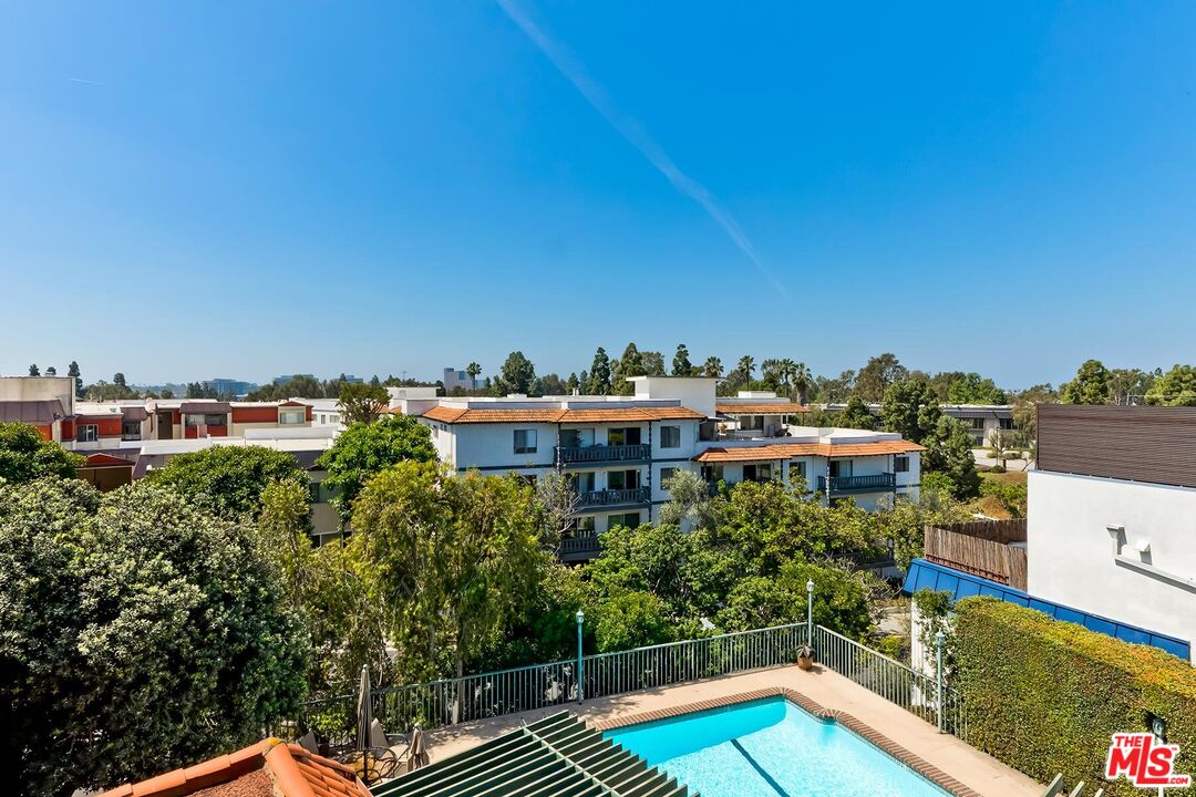 5651 Windsor Way Unit: 308