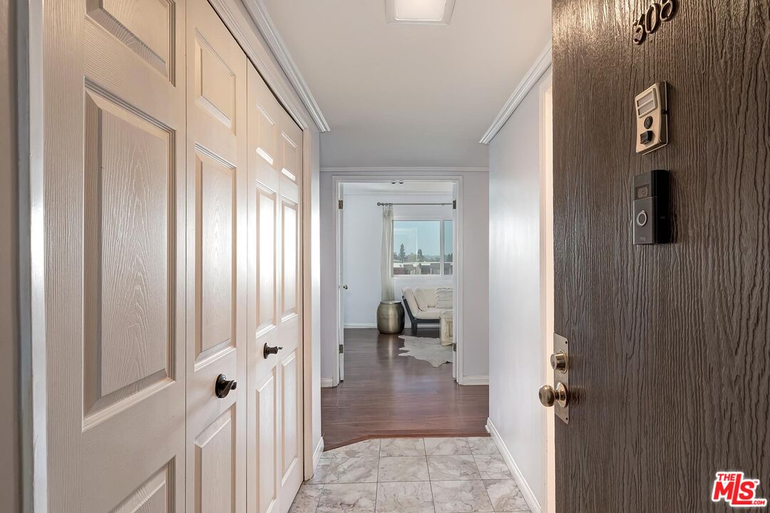 5651 Windsor Way Unit: 308