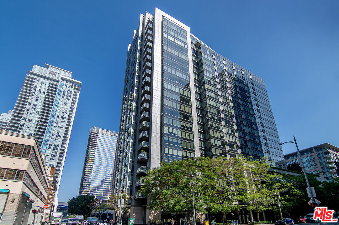 1155 S Grand Ave Unit: 1511