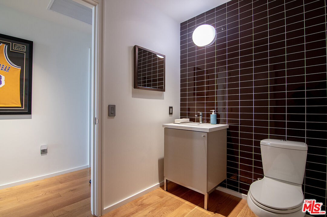 1155 S Grand Ave Unit: 1511